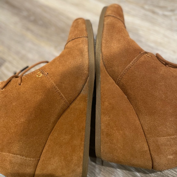 TOMS Ankle Boots - Picture 9 of 11